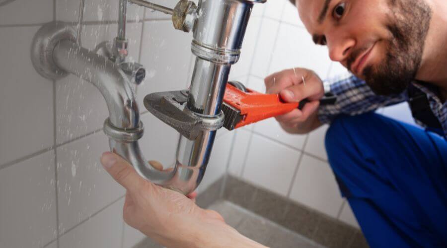 Professional expert plumbing services in Menlo, IA